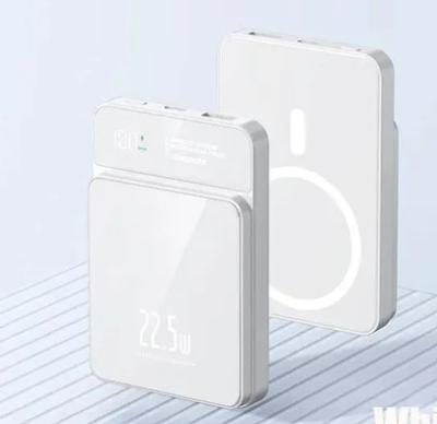 Portable Magnetic Wireless Charger for IPhone